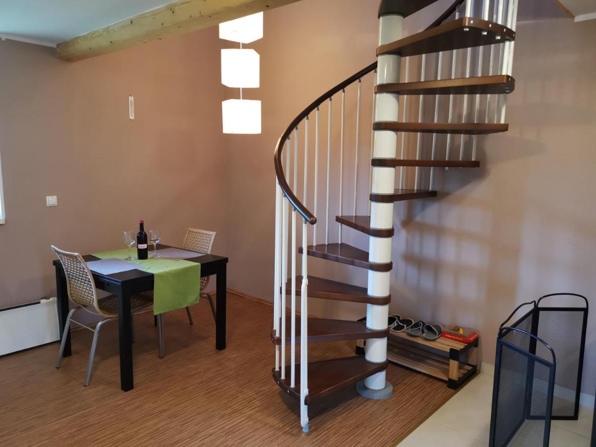 Apartamento Vetrovi Sumijo II Kapele Exterior foto